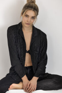 Πιζάμα κουμπωτή μαύρη βελούδινη Admas